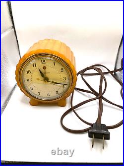 1930's GE Catalin Alarm Clock Model # 7H80 Julep