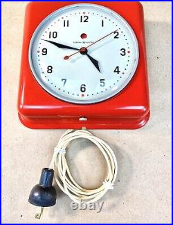 1940's Red Vintage Art Deco General Electric Kitchen Wall Clock