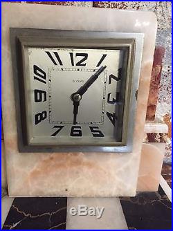 A Vintage French Art Deco Style Bronze & Onyx Table Clock