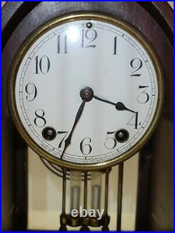 Antique 1916 NEW HAVEN'Theone' Gothic Mahogany Wood Crystal Regulator Clock