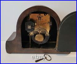 Antique 1930's English Art Deco Oak Chiming Mantel Clock (Early 20th Century)