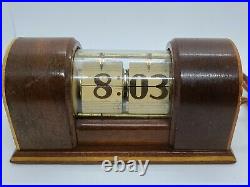 Antique 1937 NEW HAVEN Stylis Timepiece Art Deco Wood Flip Clock Mantel Clock