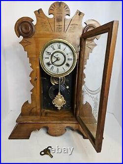 Antique Working 1870's NEW HAVEN Cock Co. Victorian Walnut Parlor Mantel Clock