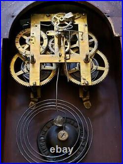 Antique Working INGRAHAM Carved Oak Gingerbread Parlor Mantel Shelf Clock c. 1879