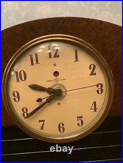 Art Deco 1940s Mantel Clock, GE Candlelight. Works