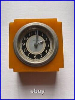 Beautiful Butterscotch Catalin Bakelite New Haven Clock No Cracks Art Deco Era