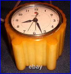 G. E. Telechron, Model 7H80 Butterscotch Catalin Electric Table ClockWorking