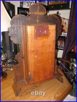 INGRAHAM in Oak Case Antique Gingerbread Mantel Shelf Clock with Key & Pendulum