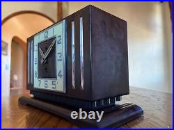 Jaz French Art Deco bakelite clock