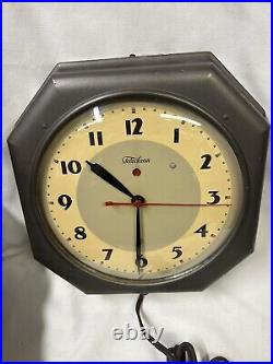 Rare, 1930s art deco, depression era, Steel/original Electric clock/perfect