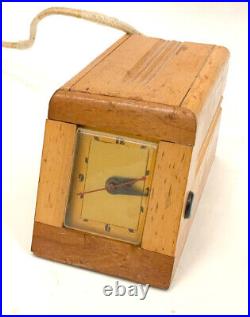Rare American Art Deco Limited Edition Wooden Cased Vgoue Electric Desk Clock