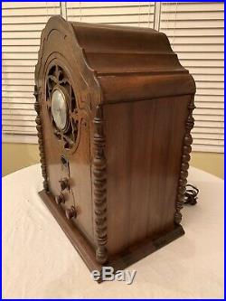 Rare Art Deco 1930's Radiochron Cathedral Tube Radio With Clock Model C2