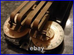 Sampsel Biege Art Deco Thermostat Analog Clock