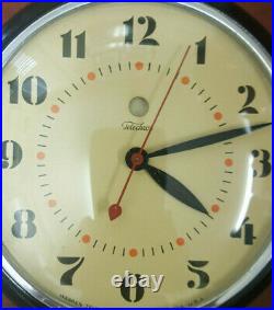 Telechron 1939-1942 Art Deco Chrome Wall Clock #2H09. Black. Great Condition
