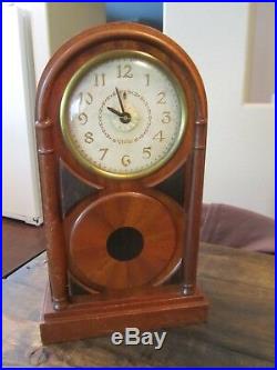 VICTOR CLOCK ANTIQUE ART DECO RARE Style Inlaid Wood Vintage WORKS! RCA VICTOR