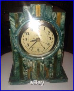 Vintage Art Deco Bakelite Telechron Clock