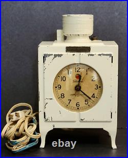 VTG GE Telechron Refrigerator Clock Ashland Massachusetts with Cord Die Cast USA