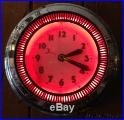 Vintage 16 Art Deco Neon Spinner Clock from Chicago