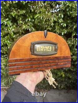 Vintage 1930's Rare Pennwood Flip Dial Clock Art Deco Wood Case # 1364 Mercury