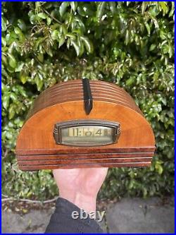 Vintage 1930's Rare Pennwood Flip Dial Clock Art Deco Wood Case # 1364 Mercury