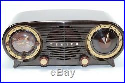 Vintage 1952 Zenith Art Deco S-18535 Owl Eyes Working Tube Radio withAlarm Clock