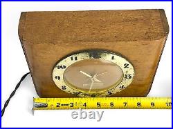 Vintage Antique Art Deco wood seth thomas clock plugs in mantel