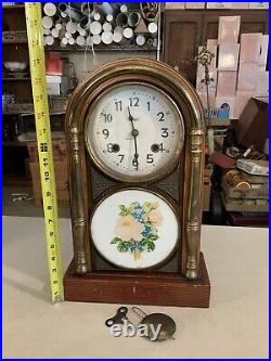 Vintage Antique Mantel Kitchen Gingerbread Clock With Pendulum & Key Chinese