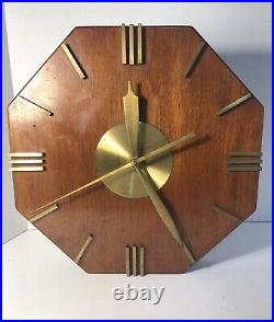 Vintage Deco Wall Clock Wood Electric LANSHIRE Self Starting Sz 13-13/16 USA