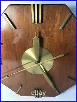Vintage Deco Wall Clock Wood Electric LANSHIRE Self Starting Sz 13-13/16 USA
