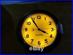 Vintage Hammond 341 illuminated wall clock, art deco, excellent