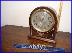 Vintage Plymouth wind up Mantle Clock with key, Fully functional