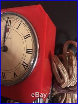 Vintage Red General Electric model AB-3F52 Petite Art Deco Clock No Reserve