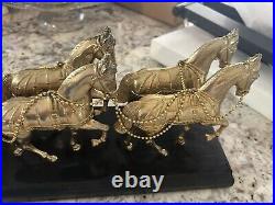 Vintage United Clock Corp Horse Drawn Carriage Mantle Clock-Missing Reins. Works