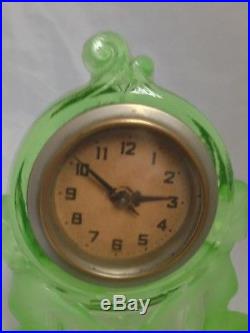 Vintage Walther & Sohne Art Deco Uranium Green Glass Mantle Clock