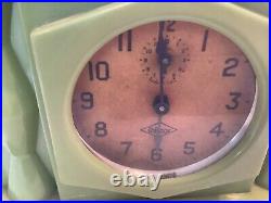 Vintage Wilcox Art Deco Olive Green Bakelite Mantle Clock