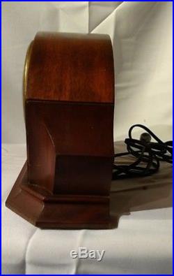 Vintage art deco Seth Thomas electric mantle clock Model 3695 Wood Beautiful