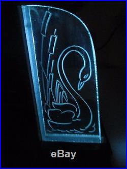 Vtg. Lackner Neon Glo Art Deco Bakelite Mantel Clock / Clear Lucite Side Swans